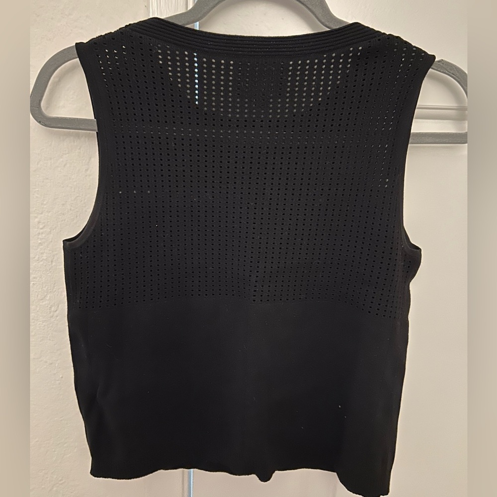 Leo & Sage Women’s black knit tank, size XS